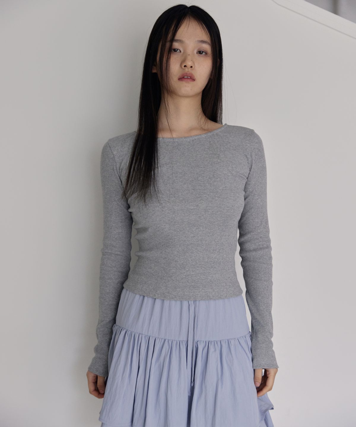38컴온커먼(38COMEONCOMMON) Ribbed Boat-neck Slim T-Shirts (Melange Grey)