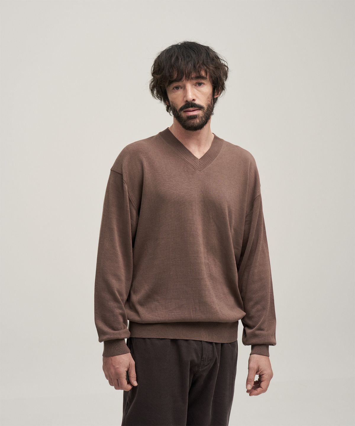 어나더 오피스(ANOTHER OFFICE) Current Silk V-neck Knit (Mild Brown)