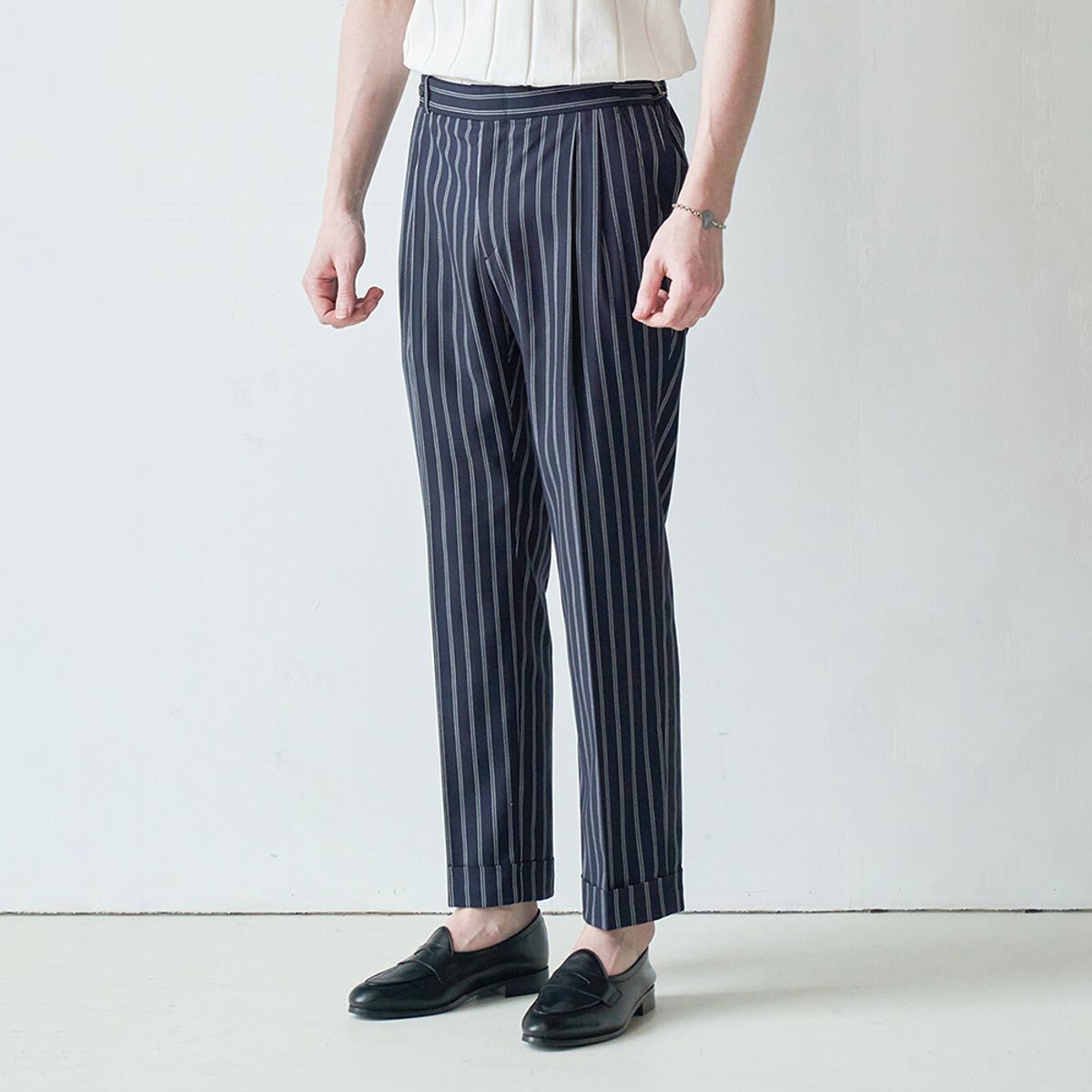 올클래식(ALLCLASSIC) ALCPT010 테일러드 투플릿츠 팬츠_navy stripe