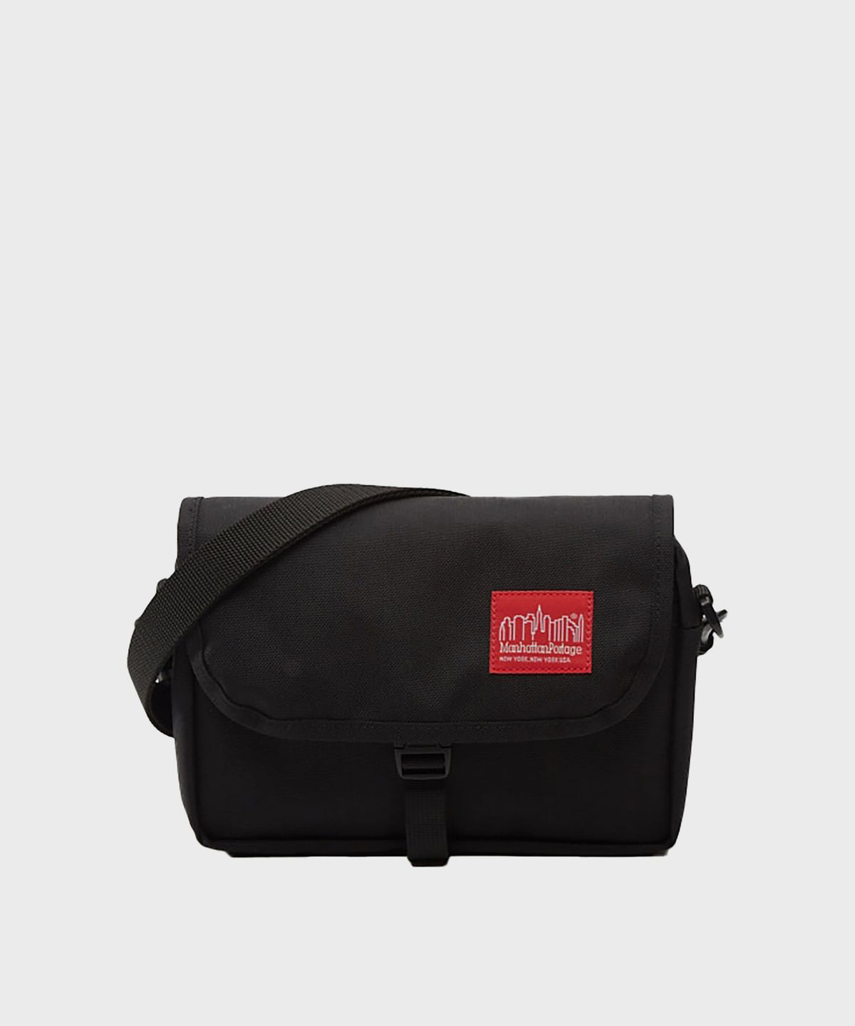 맨하탄 포티지(MANHATTAN PORTAGE) 파 라커웨이 백 BLACK
