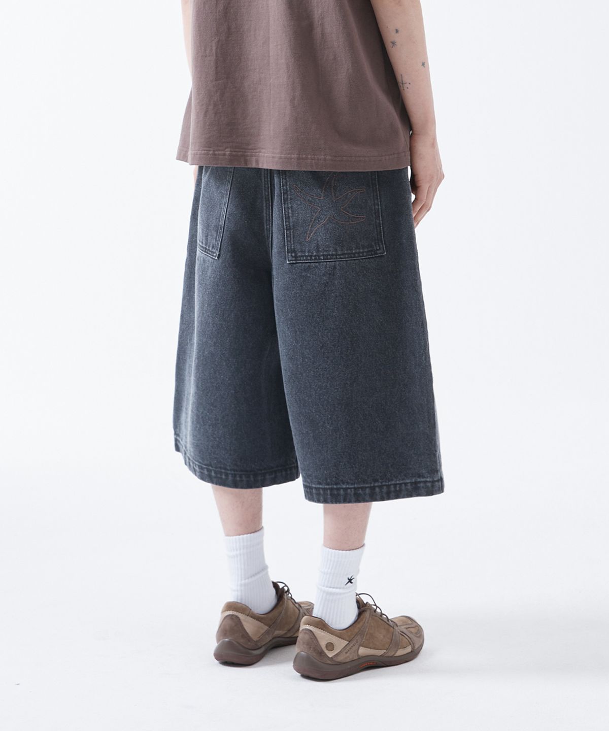 더콜디스트모먼트(THE COLDEST MOMENT) TCM starfish denim half pants (black)