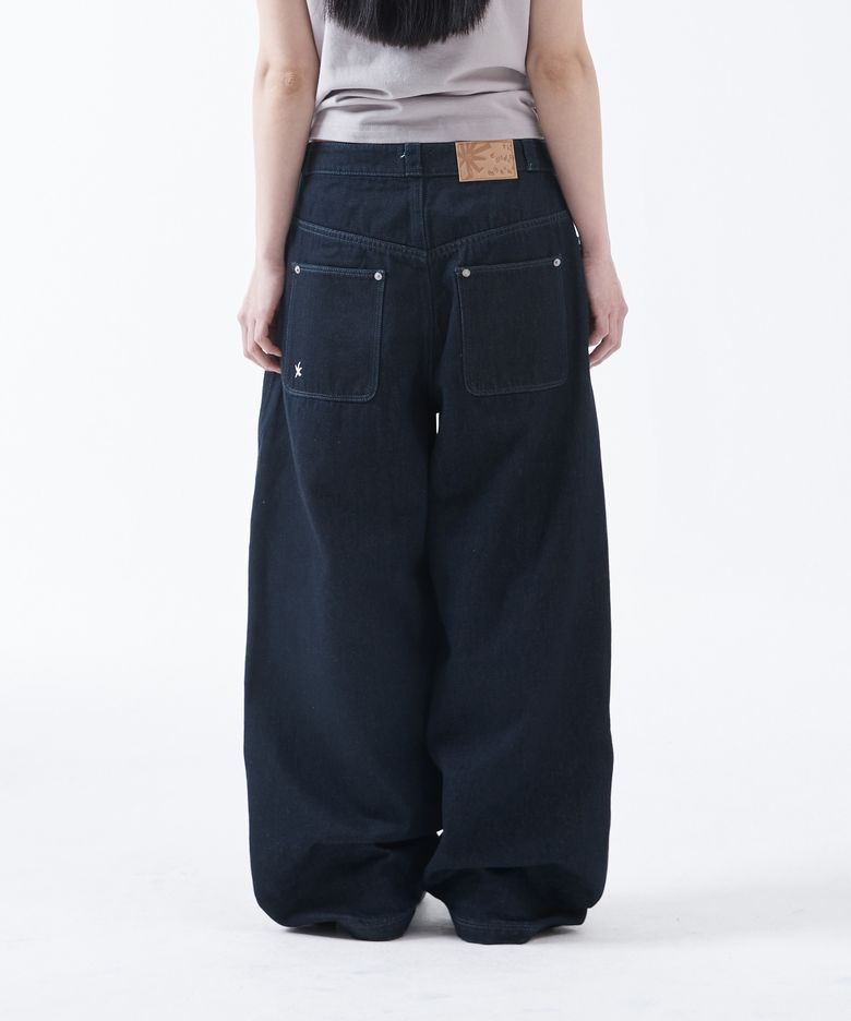 TCM curved raw denim pants (blue)