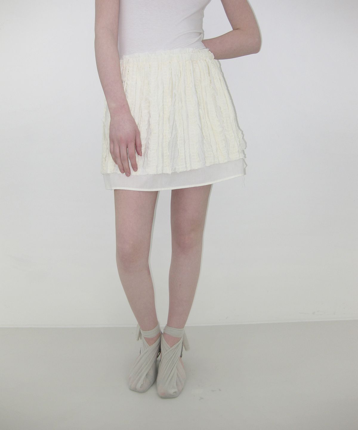 카셀(CACELE) RIPPLE LAYERED SKIRTS, IVORY