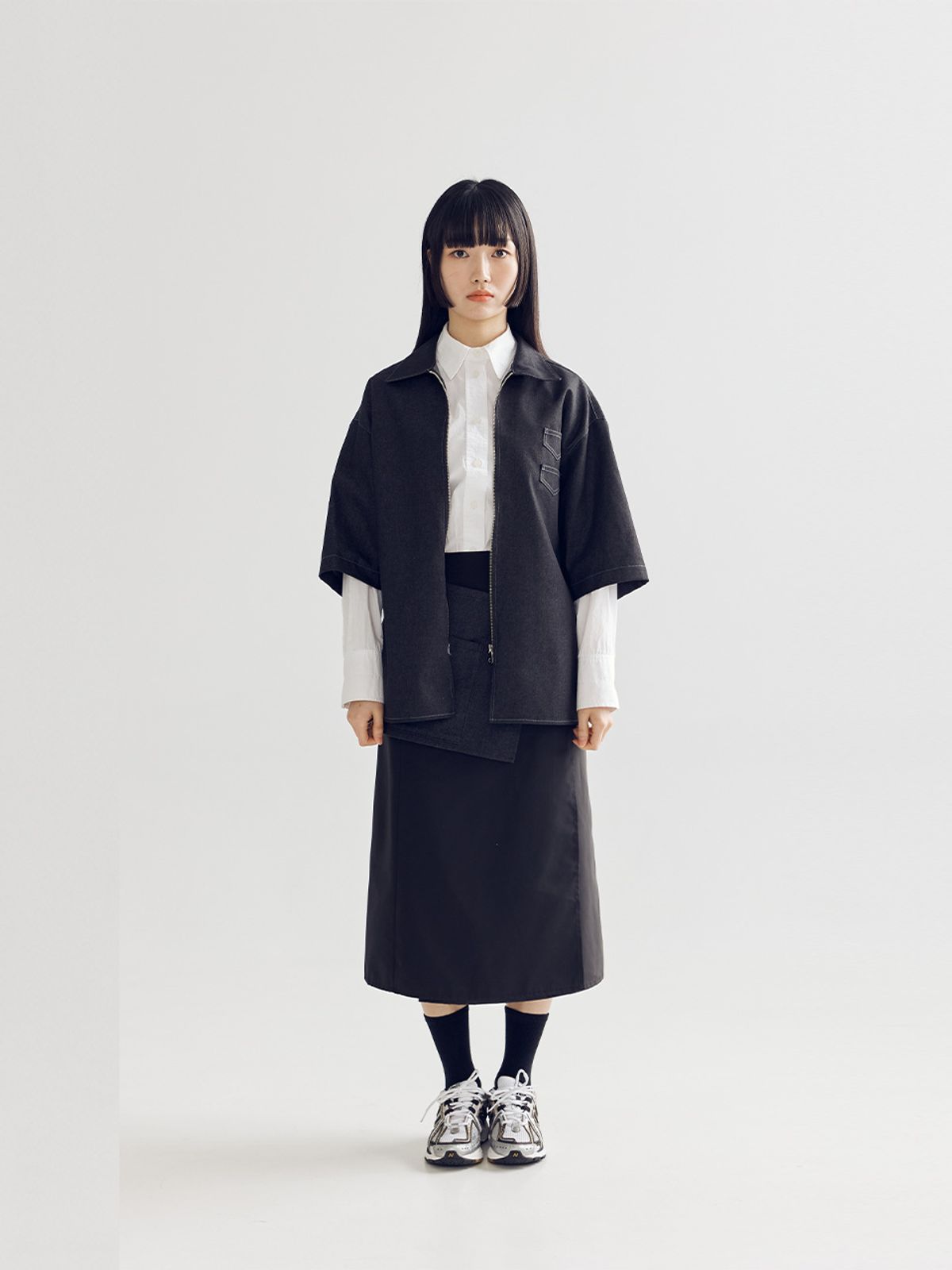 봄날 부티크(BOMNAL BOUTIQUE) 오버 데님 셔츠   블랙데님