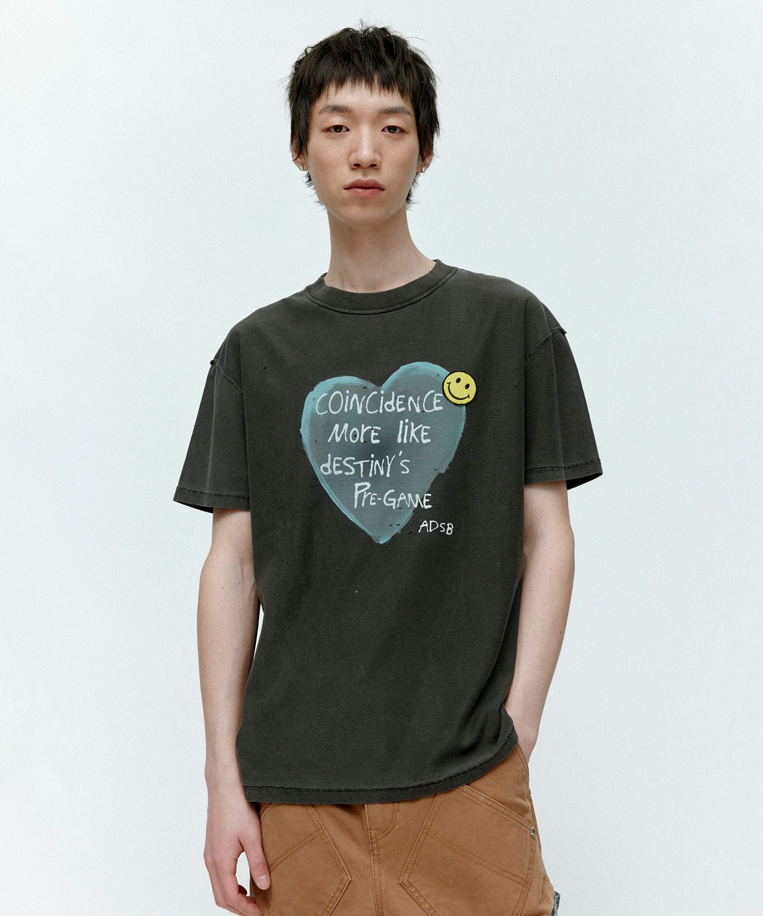 【ANDERSSON BELL】Tシャツ UNISEX HEART MESSAGE T-SHIRT 2色 Andersson Bell Heart Message T-Shirt in Anthracite | SVD USA