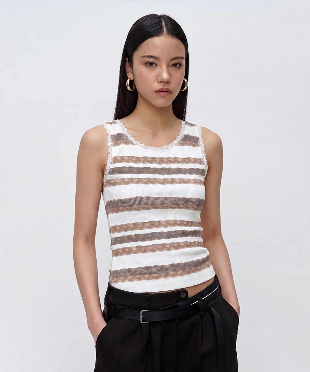 앤더슨벨(ADSB ANDERSSON BELL) 헤어 브레이드 스트라이프 탱크 탑 atb1263w(WHITE)