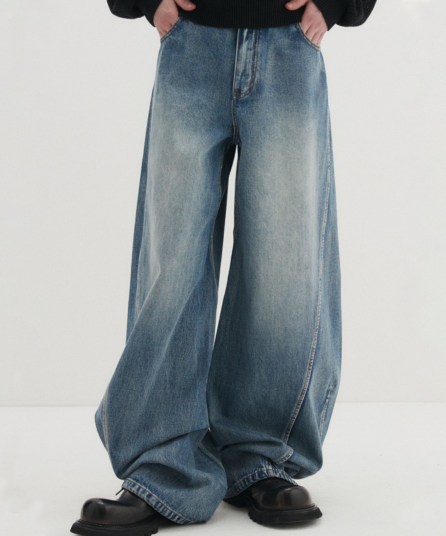 MUSINSA公式 | DNSR Curved denim pants blue