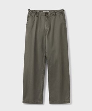 [스토커즈 콜라보] WEEKEND CHINO PANTS (DUSTY OLIVE)