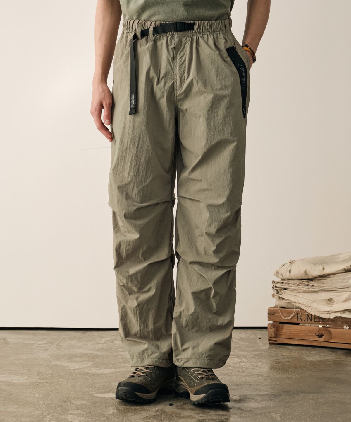 힐리먼트(HELEMENT) 코쿤 웨빙 나일론 팬츠 (L KHAKI)