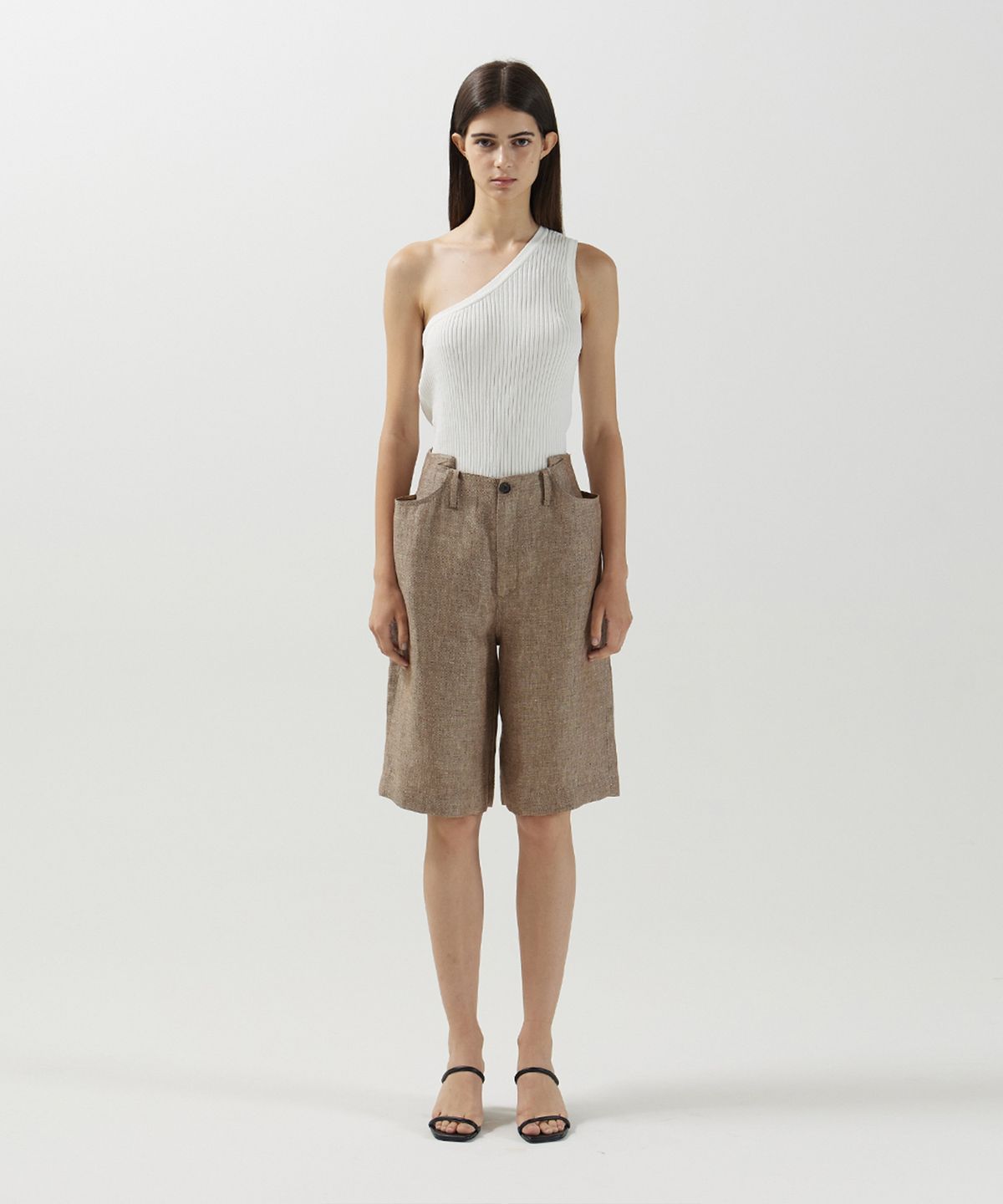 므아므(MMAM) Bermuda tuck pants