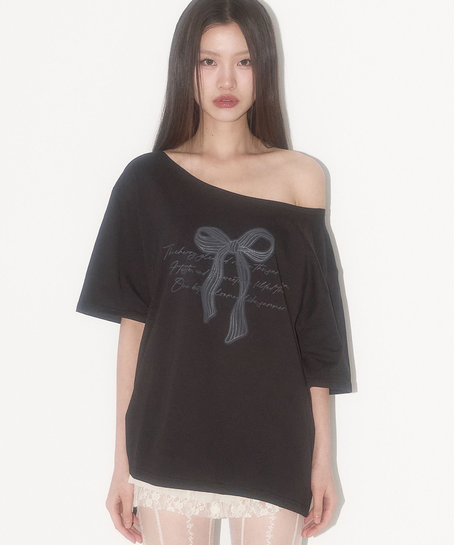 ★ILLIGO★ Ribbon shirring off-shoulder t-shirt back melange MUSINSA | ILLIGO Ribbon shirring off-shoulder t-shirt black