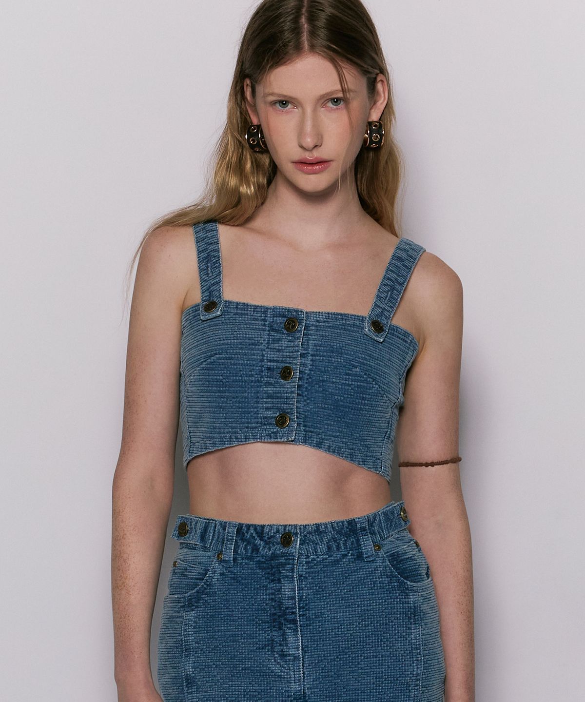 웨슬리 휴스턴(WESLEYHYUSTON) Emma washing denim tank top blue