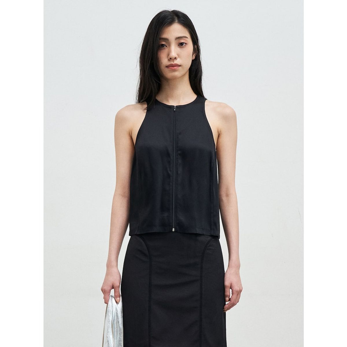 앙개(ANGGAE) Satin Tank ZipUp Vest  Black