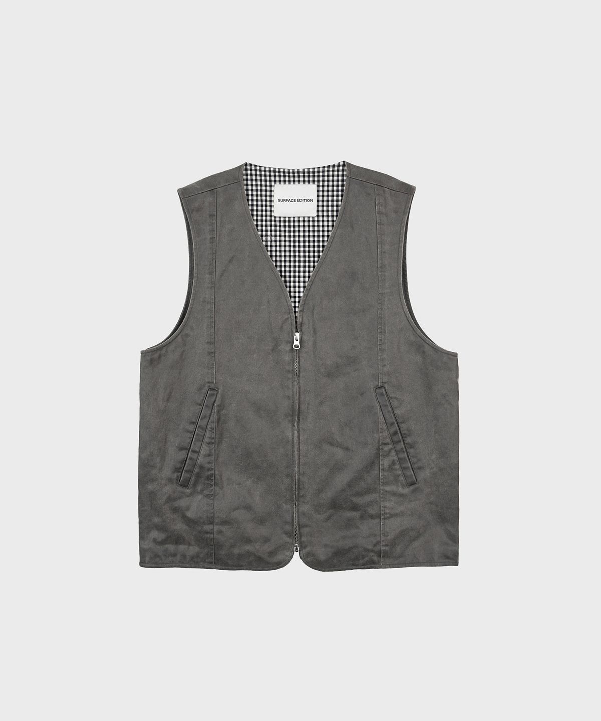 서피스에디션(SURFACE EDITION) COATED FAUX LEATHER VEST GRAY