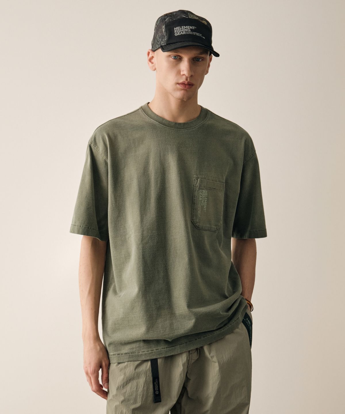 힐리먼트(HELEMENT) H2 다잉 포켓 반팔티셔츠 (KHAKI)