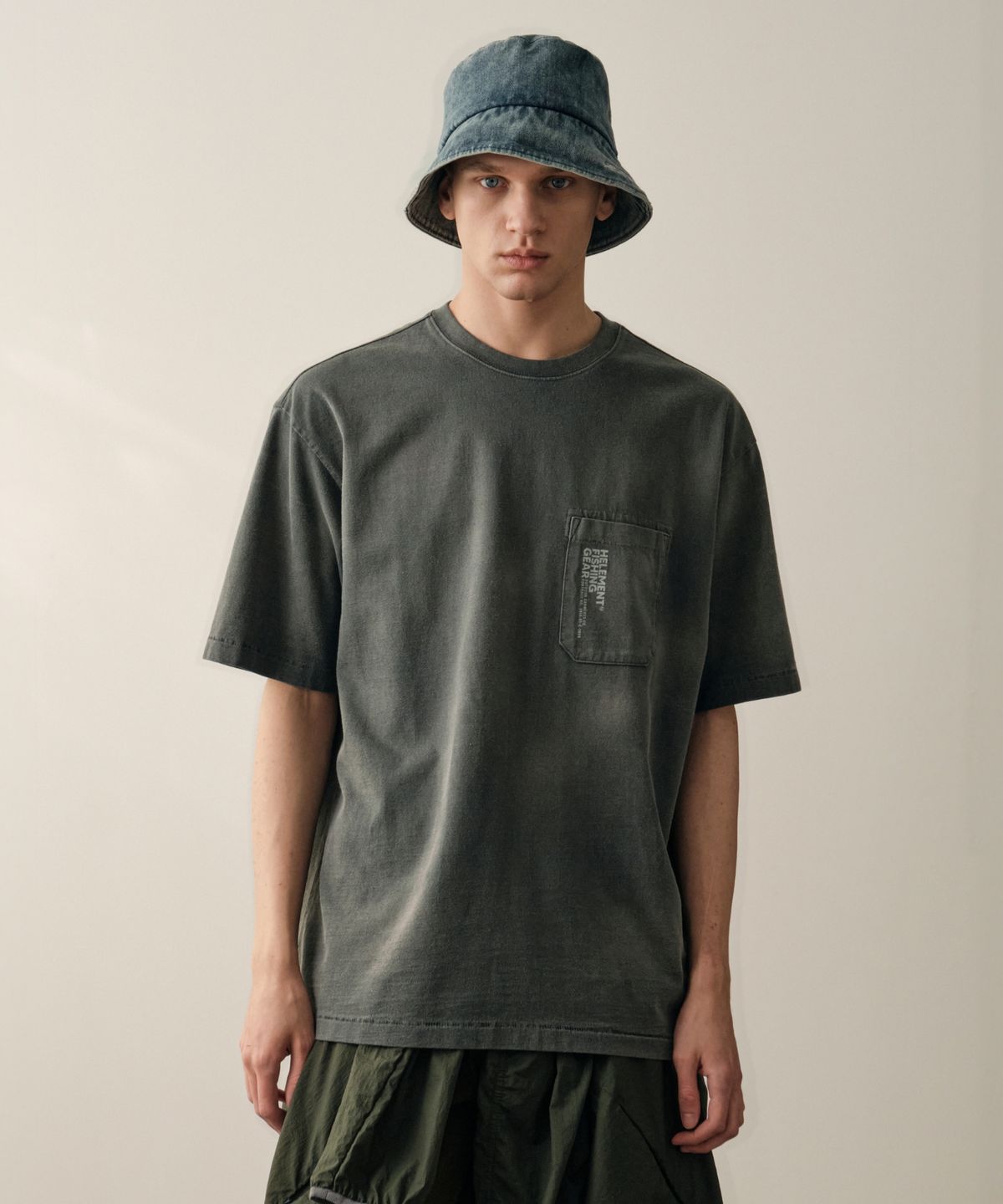 힐리먼트(HELEMENT) H2 다잉 포켓 반팔티셔츠 (GREY)