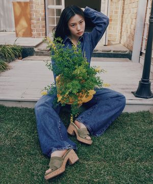 [고민시 착용] (WOMEN) 원스트랩 청키 샌들  카키 (HH54K2W11H)