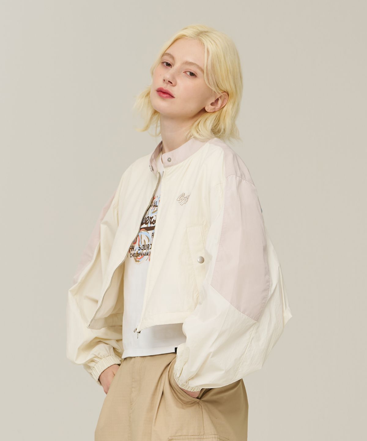 슈퍼드라이(SUPERDRY) W 나일론 크롭 플라이트 자켓 크림