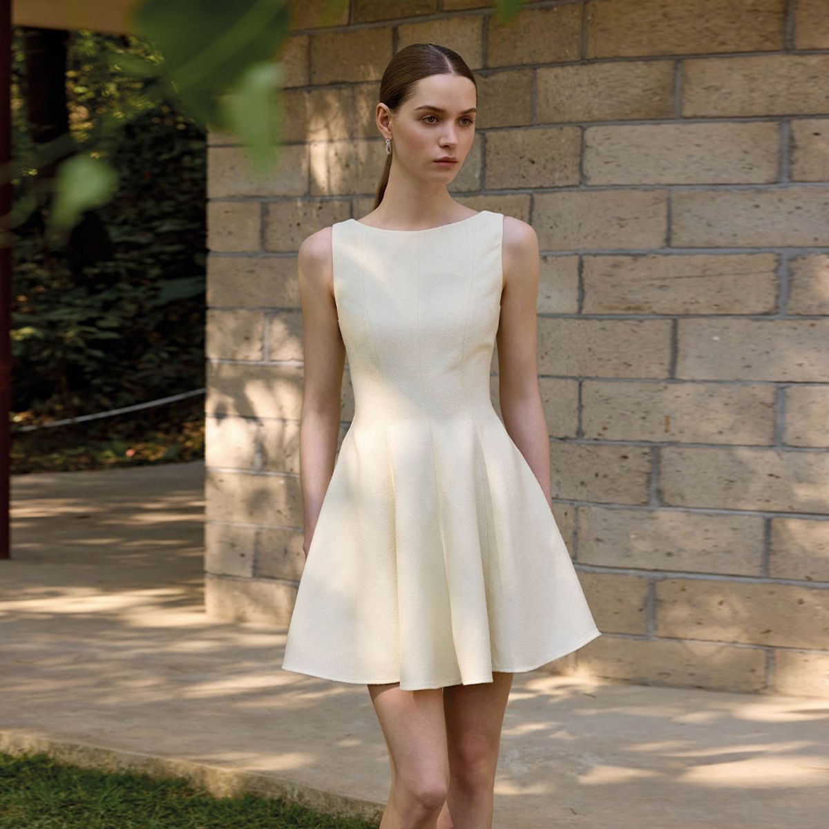 와이와이아이엠(YYIAM) YY_Waist cinching age-reducing dress