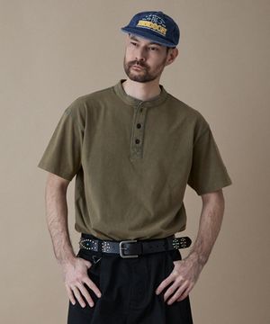 페이디드 코튼 헨리넥 숏 슬리브 올리브_FR2KT46U
