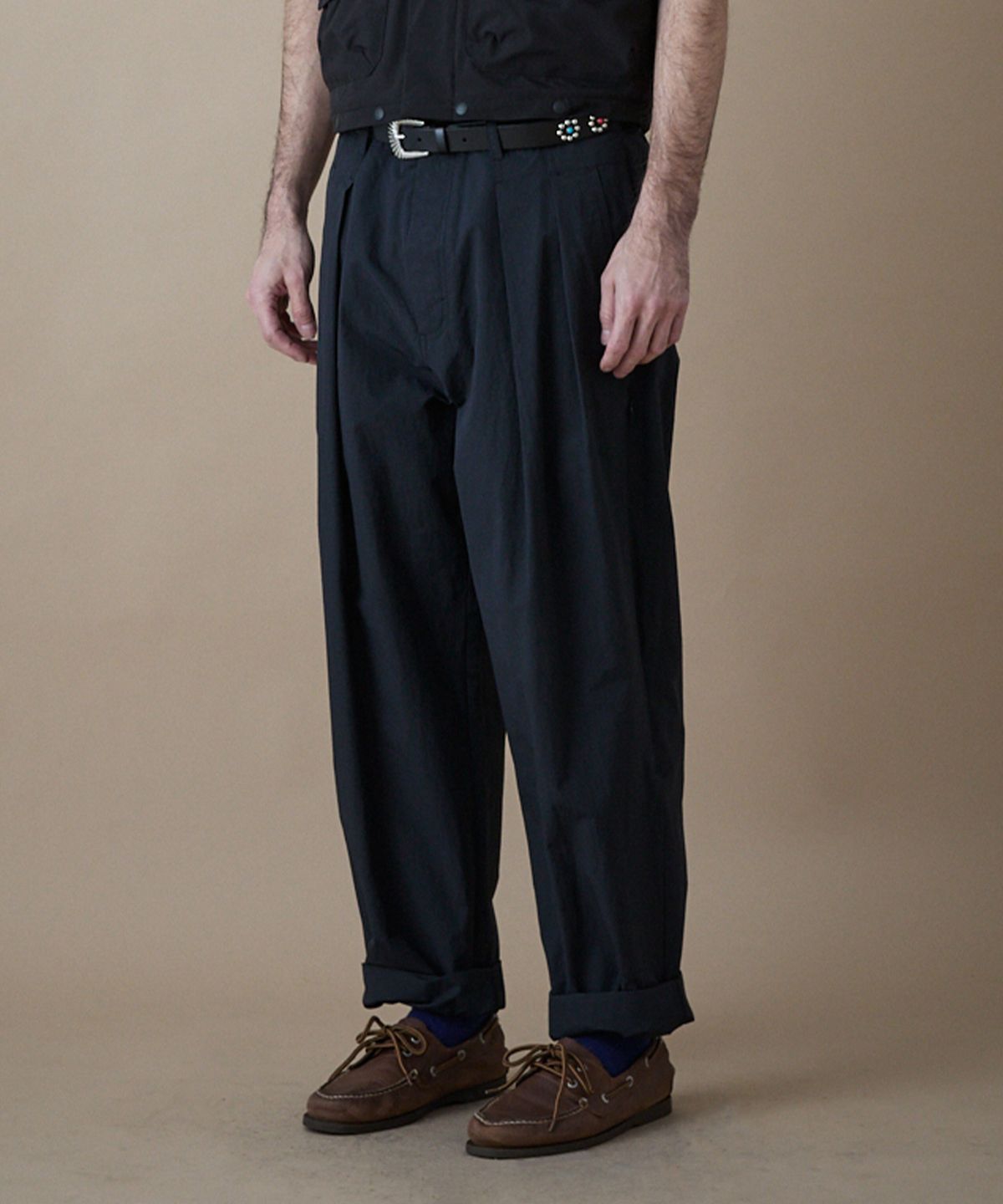 펜필드(PENFIELD) CN 투턱 마그네틱 벌룬팬츠 블랙_FR2WP61U