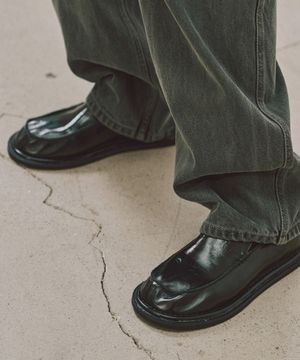 삭 바부슈 R25M720 (크랙블랙)