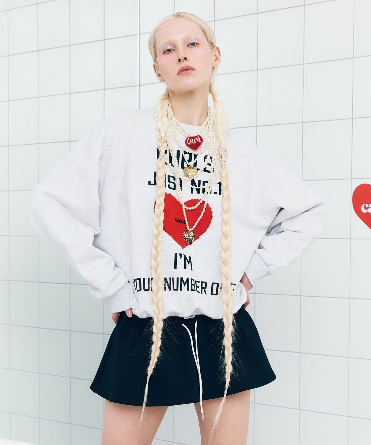 에즈이프 캘리(ASIF CALIE) GURLS JUST SWEATSHIRT WHITEMELANGE