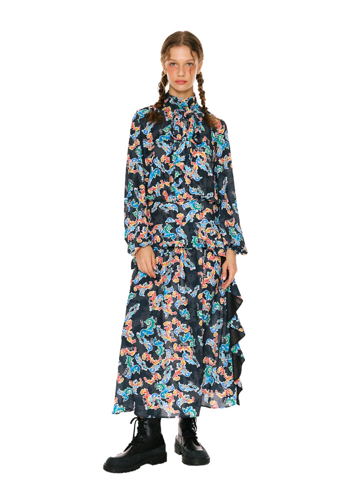 그리디어스(GREEDILOUS) Baroque Art Nouveau Long Sleeved Maxi Dress