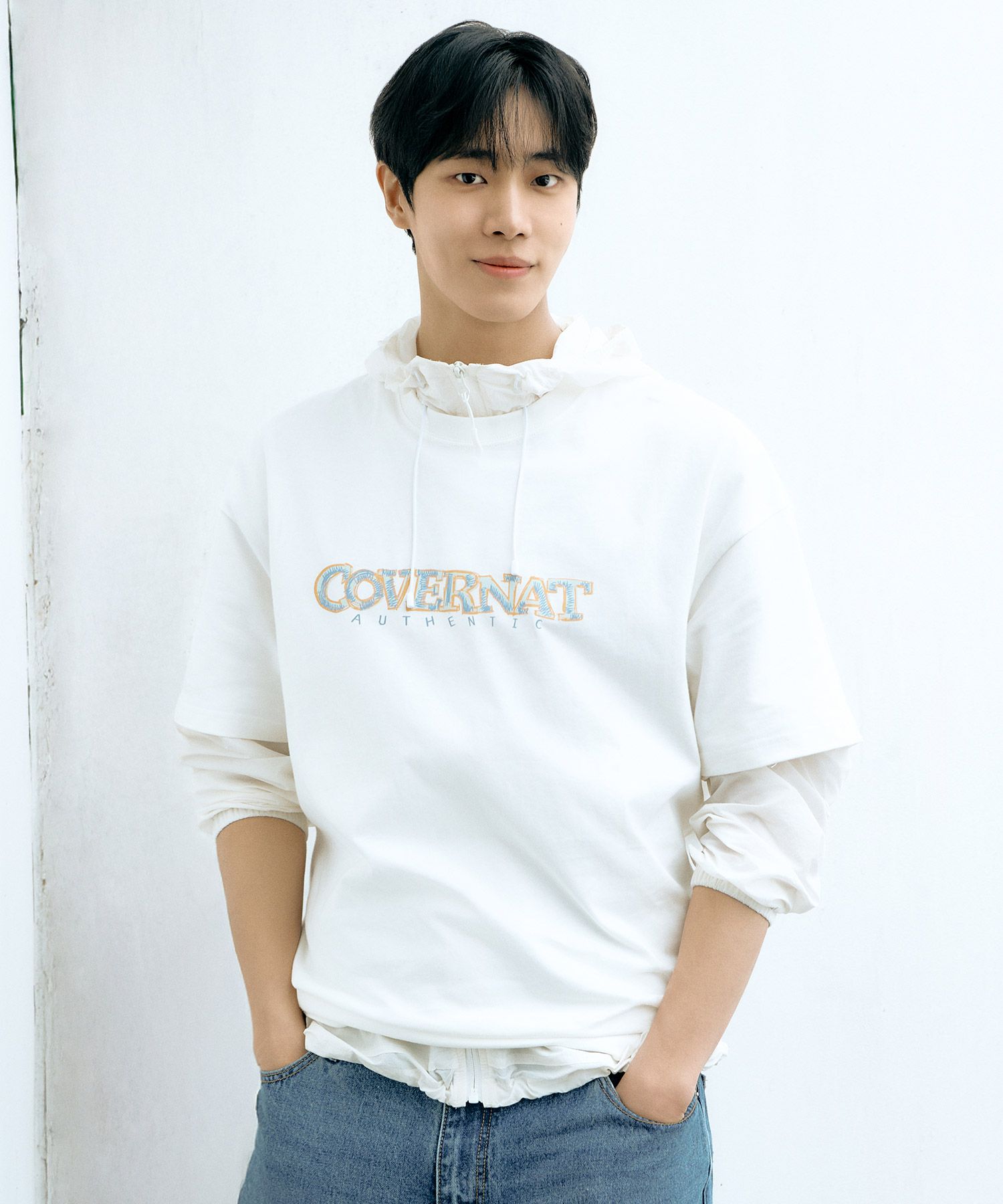 Tシャツ・カットソー COVERNAT Multicolor Logo Graphic T-Shirt White MUSINSA | COVERNAT Multicolor Logo Graphic T-Shirt White