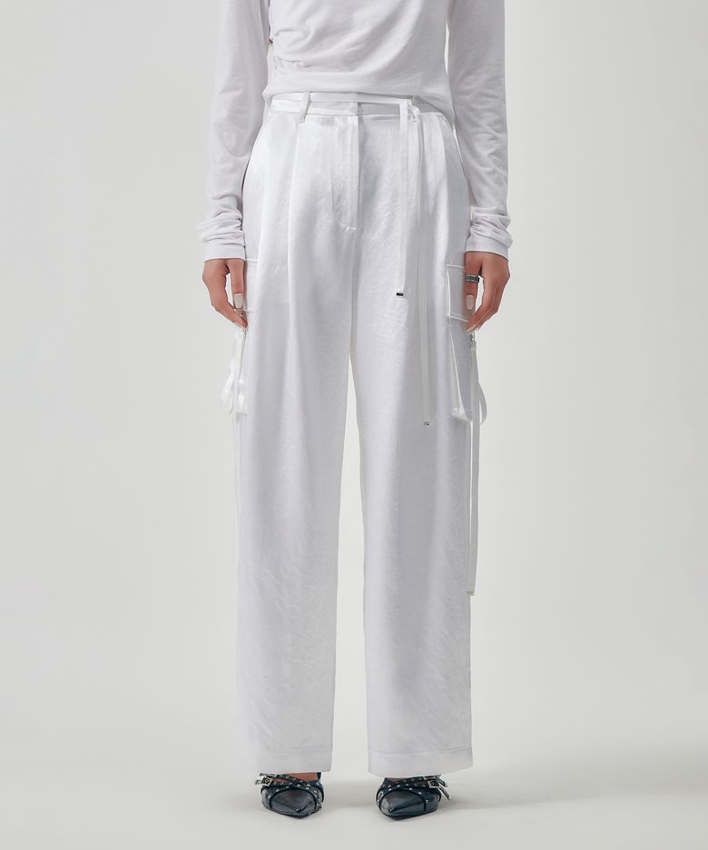 Soft Satin Out-Pocket Pants [ White ]