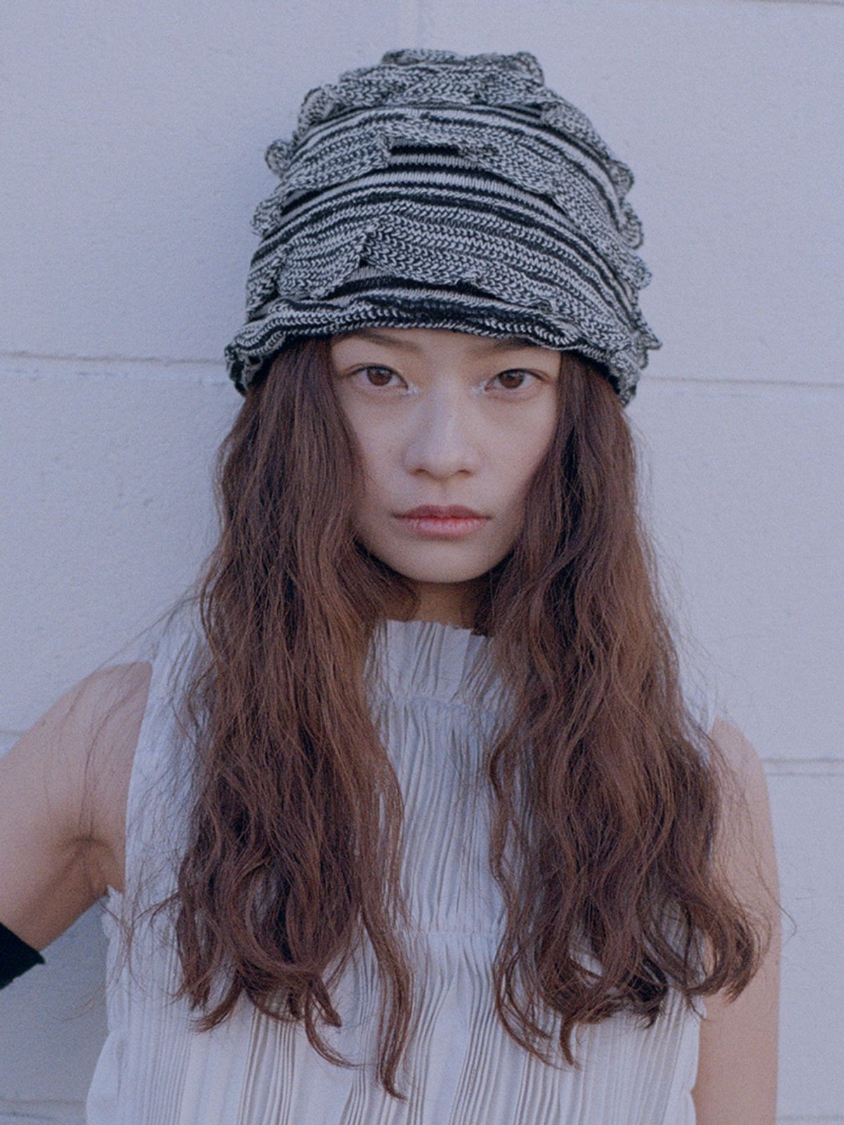포에지담(POESIEDAME) PETAL BEANIE IN DUST