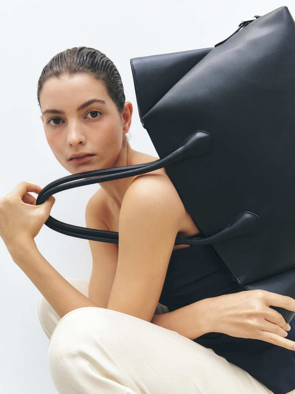 【SARTU】★TYE SHOULDER BAG☆2色☆韓国人気 SARTU | TYE shoulder bag, contemporary leather big bag for