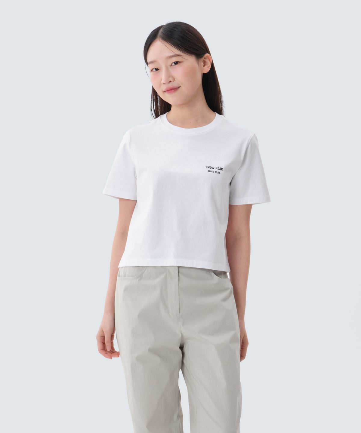 스노우피크 어패럴(SNOWPEAK APPAREL) 코튼 여성 크롭 반팔 티셔츠 (S25MWFTS65) White