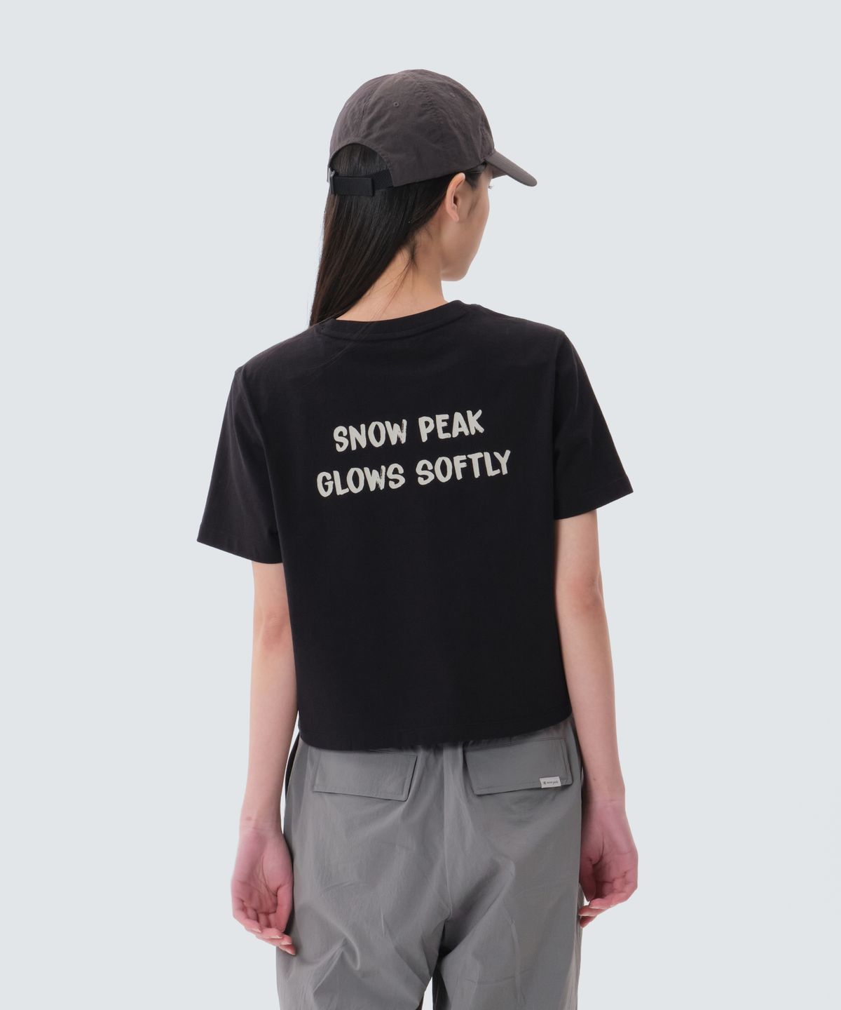 스노우피크 어패럴(SNOWPEAK APPAREL) 코튼 여성 크롭 반팔 티셔츠 (S25MWFTS65) Black