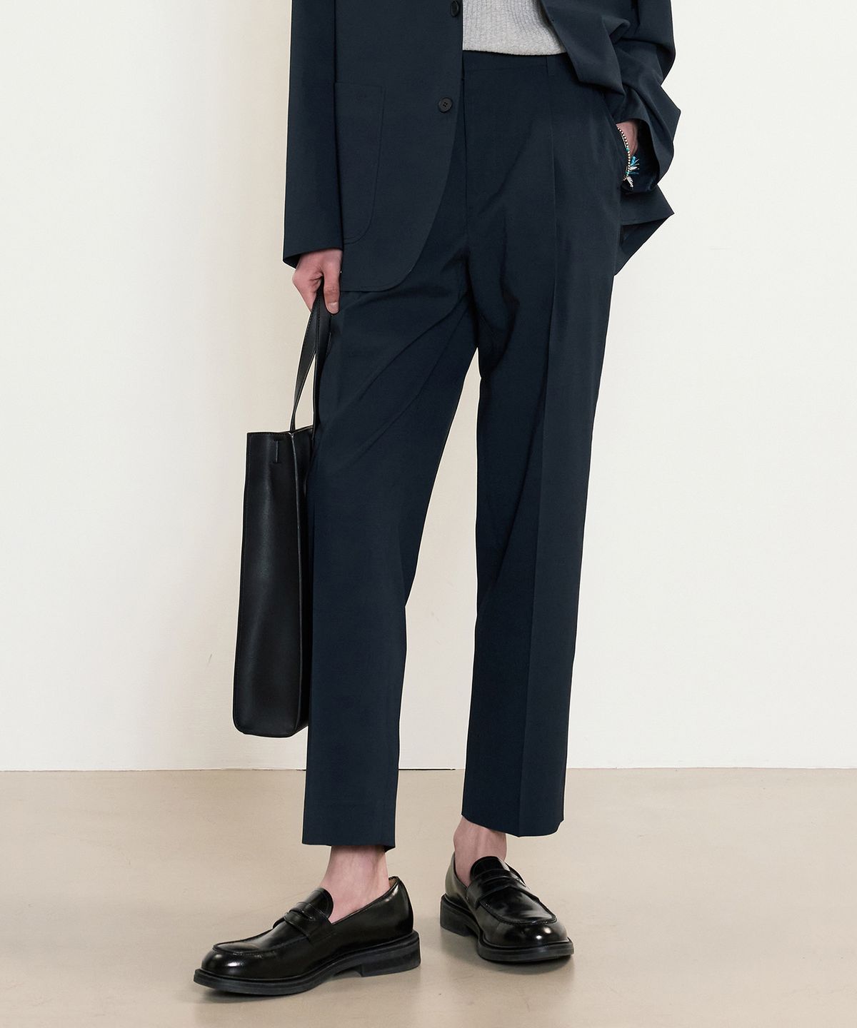 티엔지티(TNGT) Hard Twist Sports Set-Up Pants (Navy) TNPA5E204N2