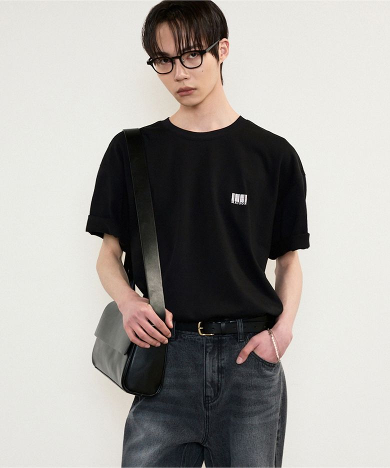 Barcode Logo T-Shirt (Black) TNTS5E204BK