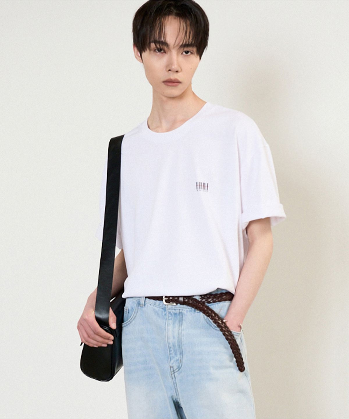 티엔지티(TNGT) Barcode Logo T-Shirt (White) TNTS5E204WT