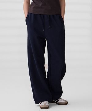DGDP 레그라인 와이드 스웨트 팬츠 네이비