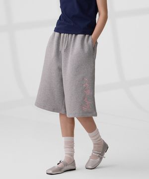 DGDP 사이드 레터링 스웨트 버뮤다 팬츠 멜란지그레이