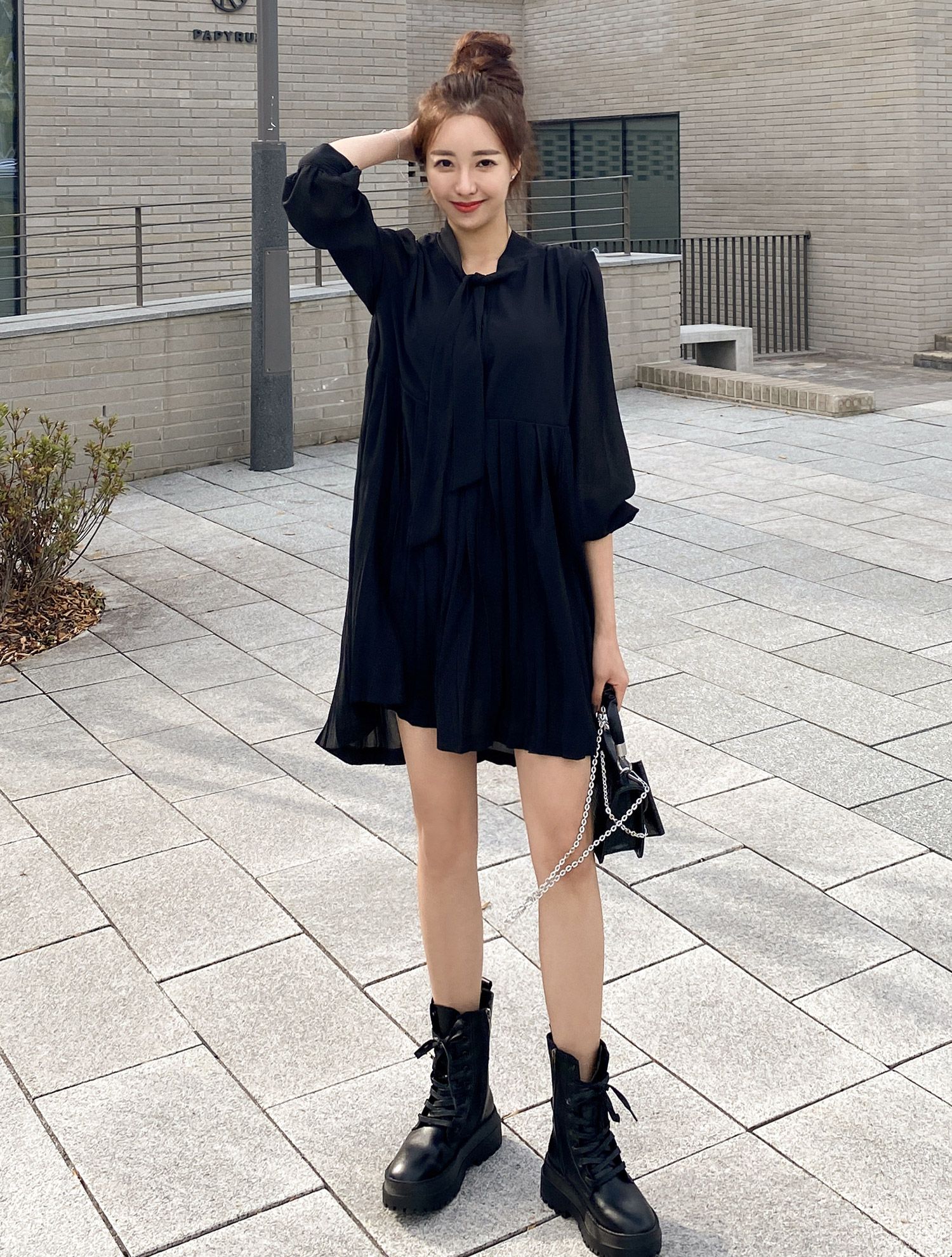 ワンピース Classical herringbone mini onepiece HERRINGBONE (ヘリンボーン) - ミニワンピース | MUSINSA 公式