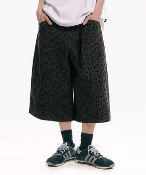 워시드 레오파드 버뮤다 쇼츠 - 블랙