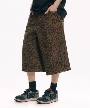 워시드 레오파드 버뮤다 쇼츠 - 브라운