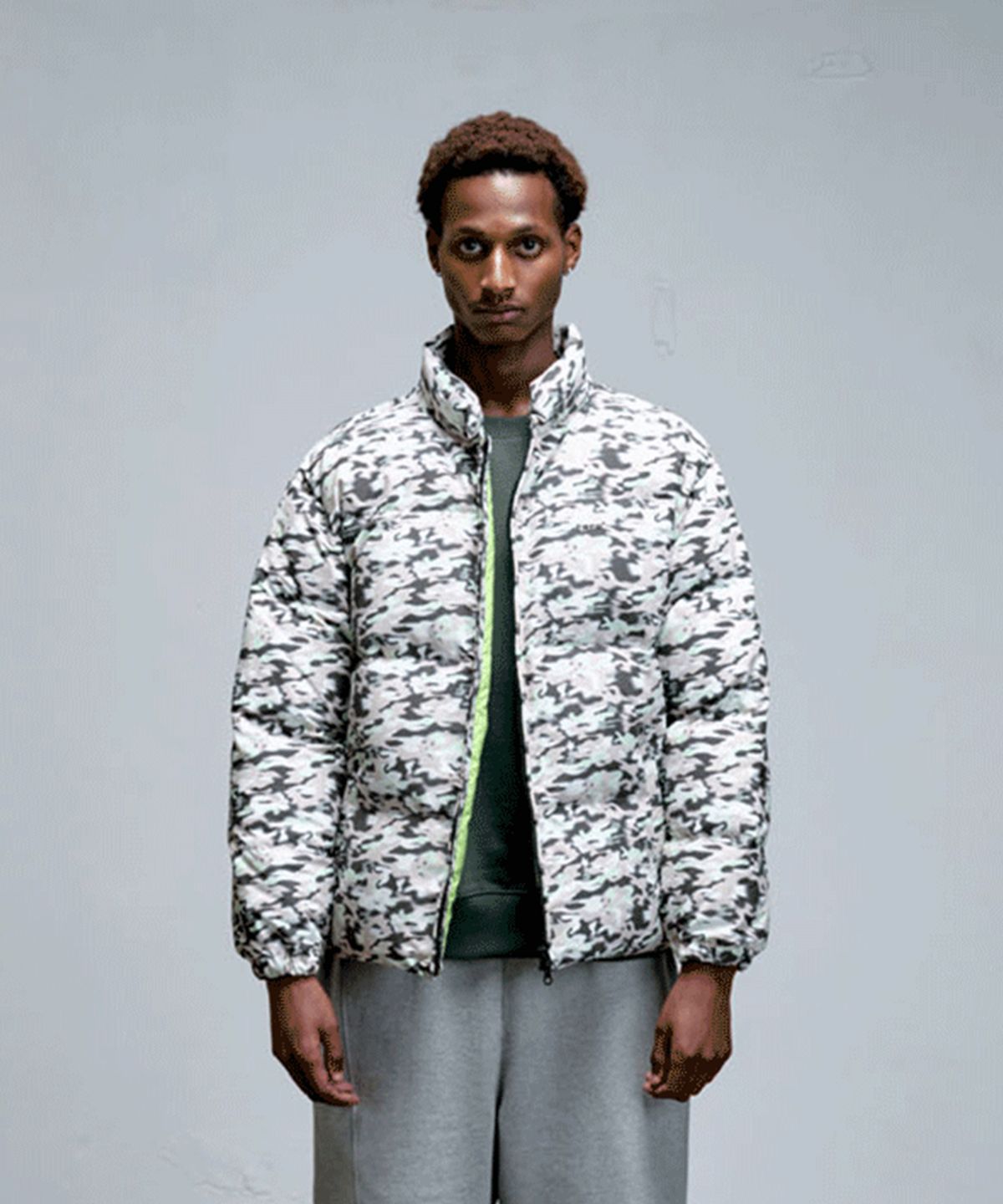에르에르(ERER) Men Camouflage Down Jumper Tan