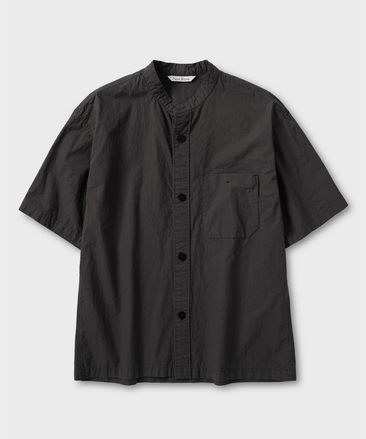 넌블랭크(NONBLANK) 차이나 칼라 워싱 셔츠_DARK GREY