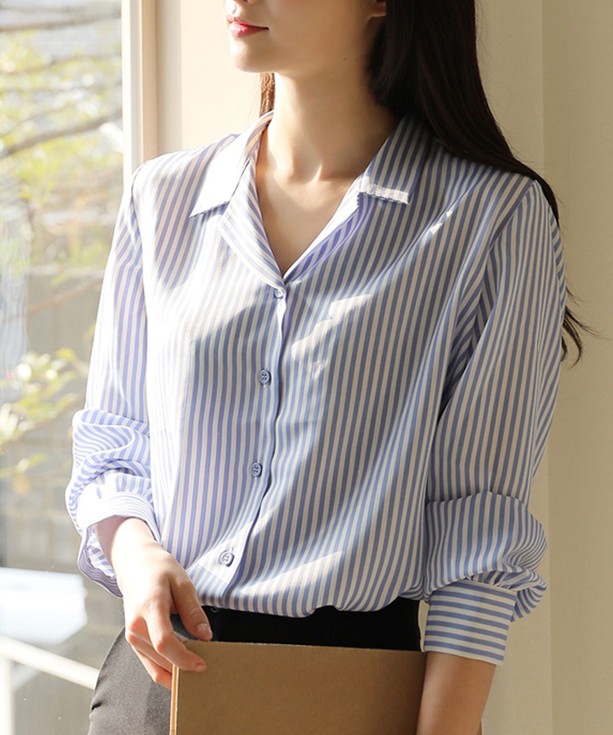 빼빼(BBAEBBAE) 투카라넥 베이직 스트라이프 블라우스