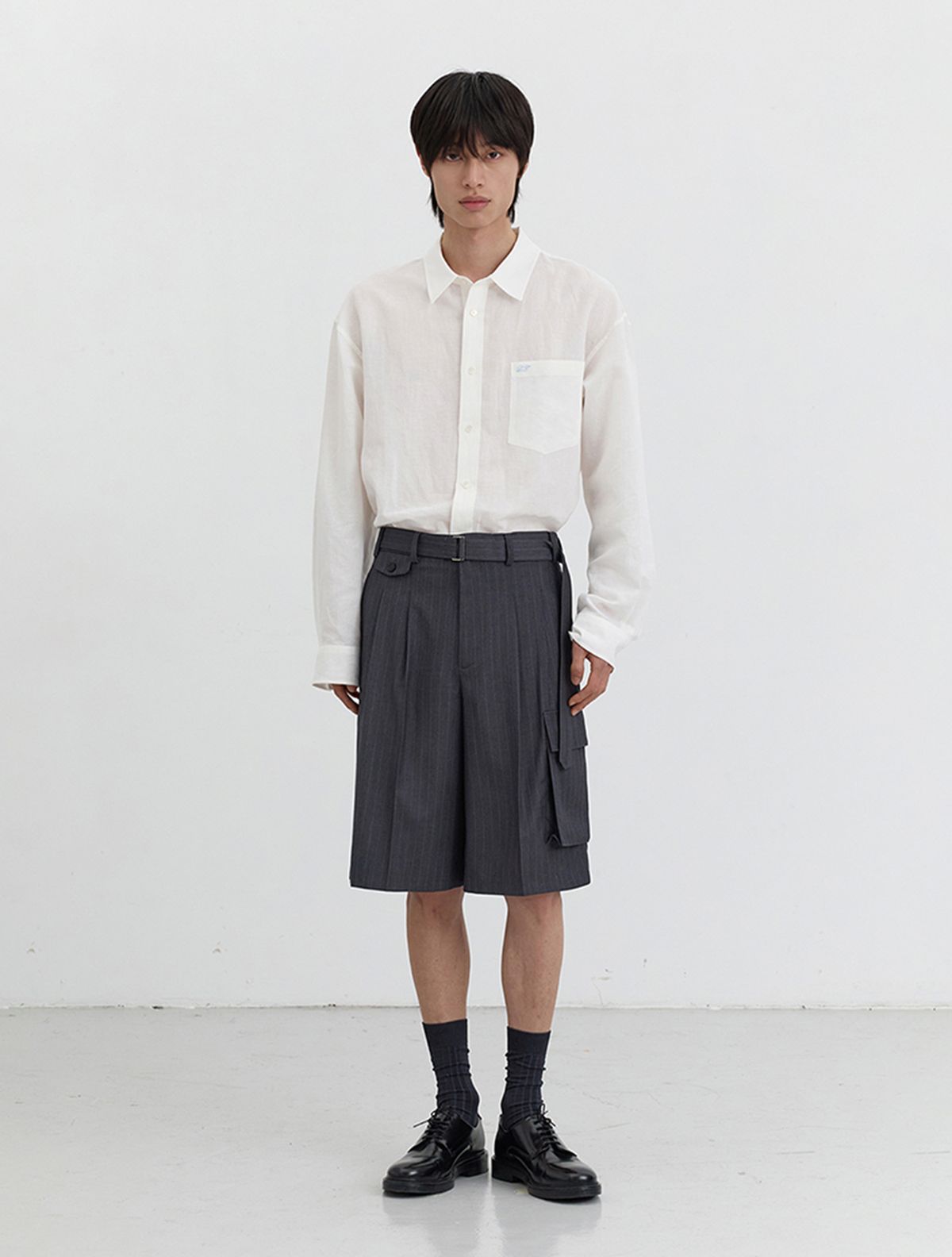 던스트 포 맨(DUNST FOR MEN) BELTED MULTIPOCKET BERMUDA SHORTS_UDPA5B325_GREY STRIPE