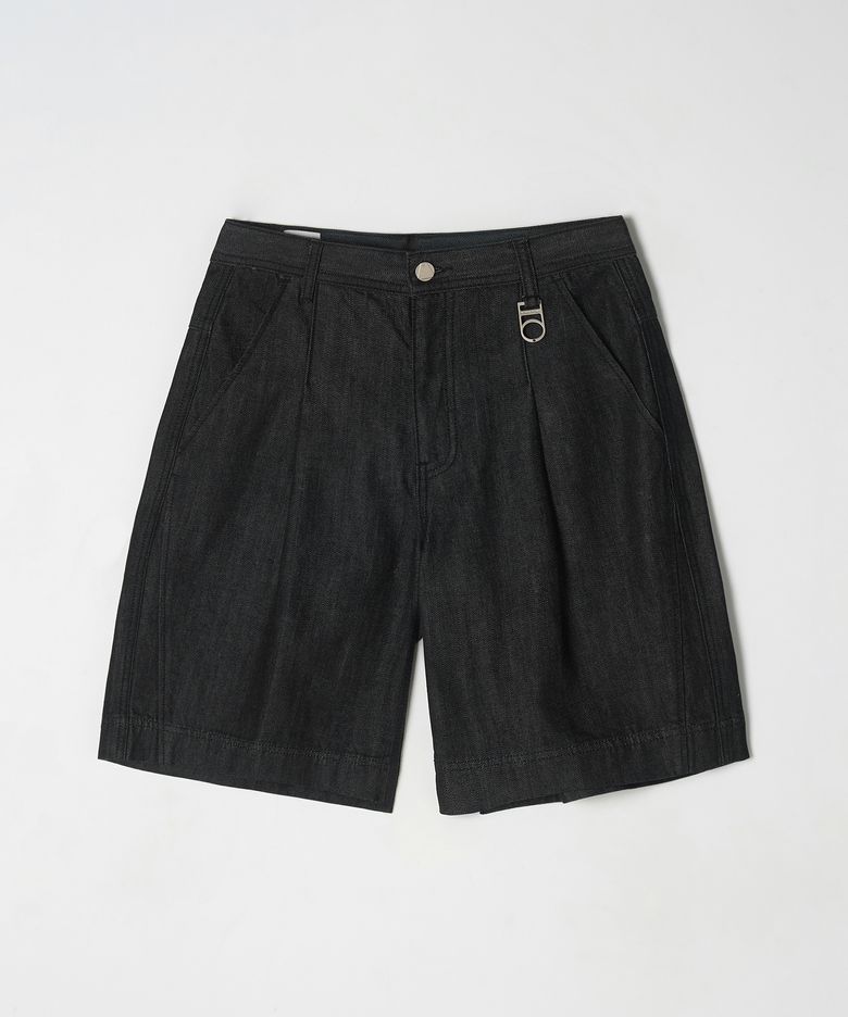 (WOMAN) Denim Bermuda Pleated Pants (Black)