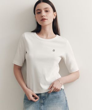 [2컬러] 에센셜 로고 티셔츠