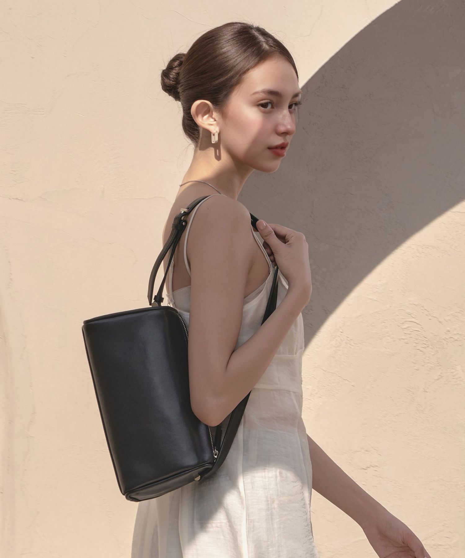 韓国大人気[rosa.K] NUvienna Baguette shoulder SS_IV MUSINSA | ROSA.K Newbienoir Baguette Shoulder SS_BK