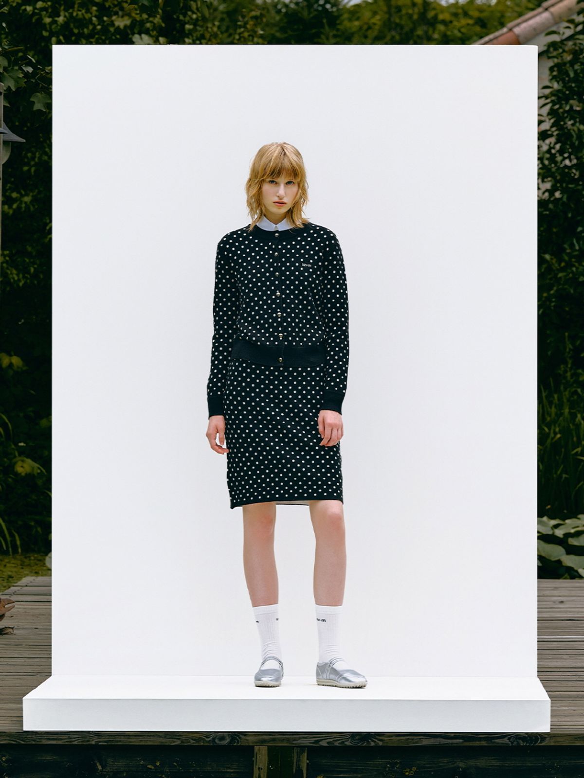 엘유브이엠(LUVM) BASIC DOT CARDIGAN_DOT